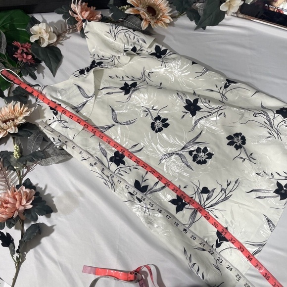 NWT $350 Alice + Olivia [ Medium ]‎ Bess Floral Jacquard Ruffle Slip Dress - Picture 8 of 13